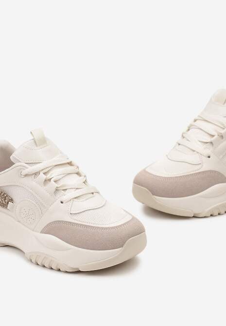Beżowe Sneakersy Ozdobione Sznureczkiem z Cyrkoniami Blekkia