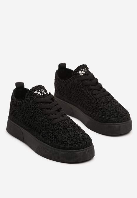 Czarne Sneakersy z Ażurowej Koronki na Grubej Podeszwie Nanessia