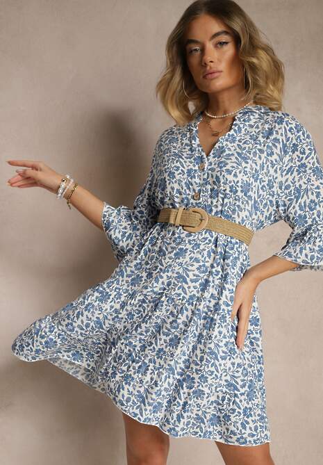 Biało-Niebieska Rozkloszowana Sukienka z Bawełny Zdobiona Kwiatowym Wzorem Jenelitia