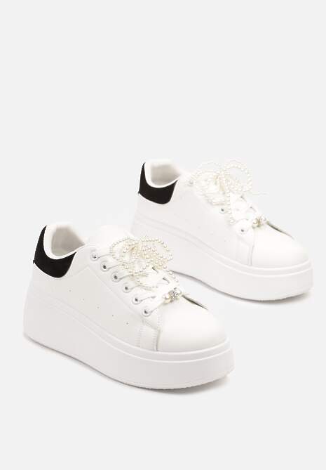 Biało-Czarne Sneakersy na Platformie z Perełkami i Metalowymi Kuleczkami Selavia