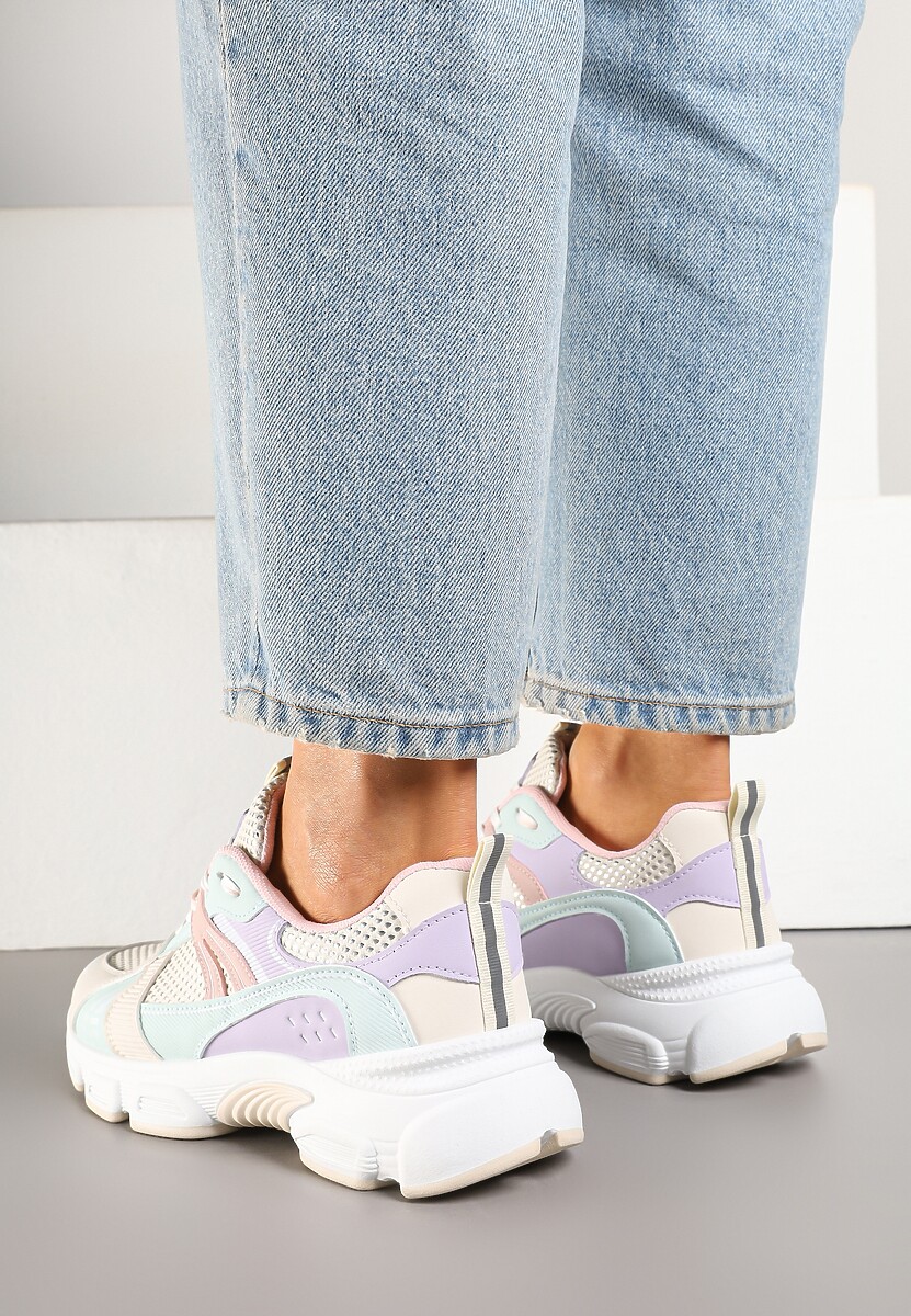 Biało-Fioletowe Streetwearowe Sneakersy ze Wstawkami z Siateczki Deylisse