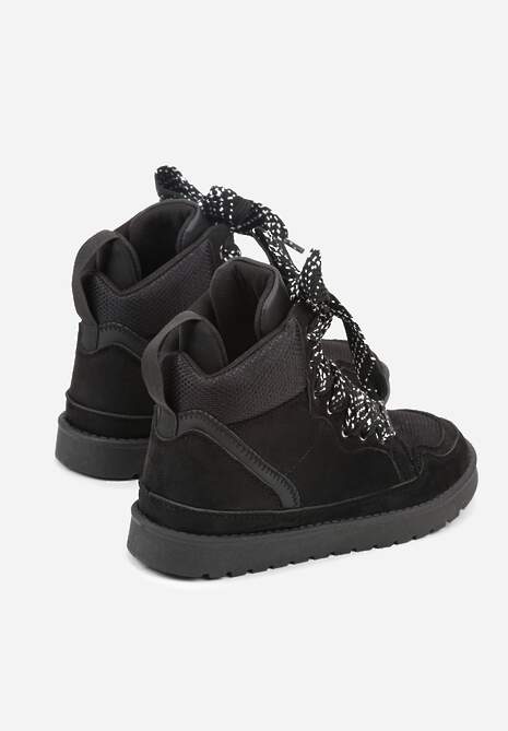 Czarne Sneakersy Ozdobione Sznurówkami w Geometryczny Wzór Avoslia