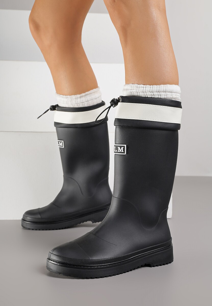 Czarne Kalosze Ozdobione Napisem ze Ściągaczem przy Cholewce Voslia