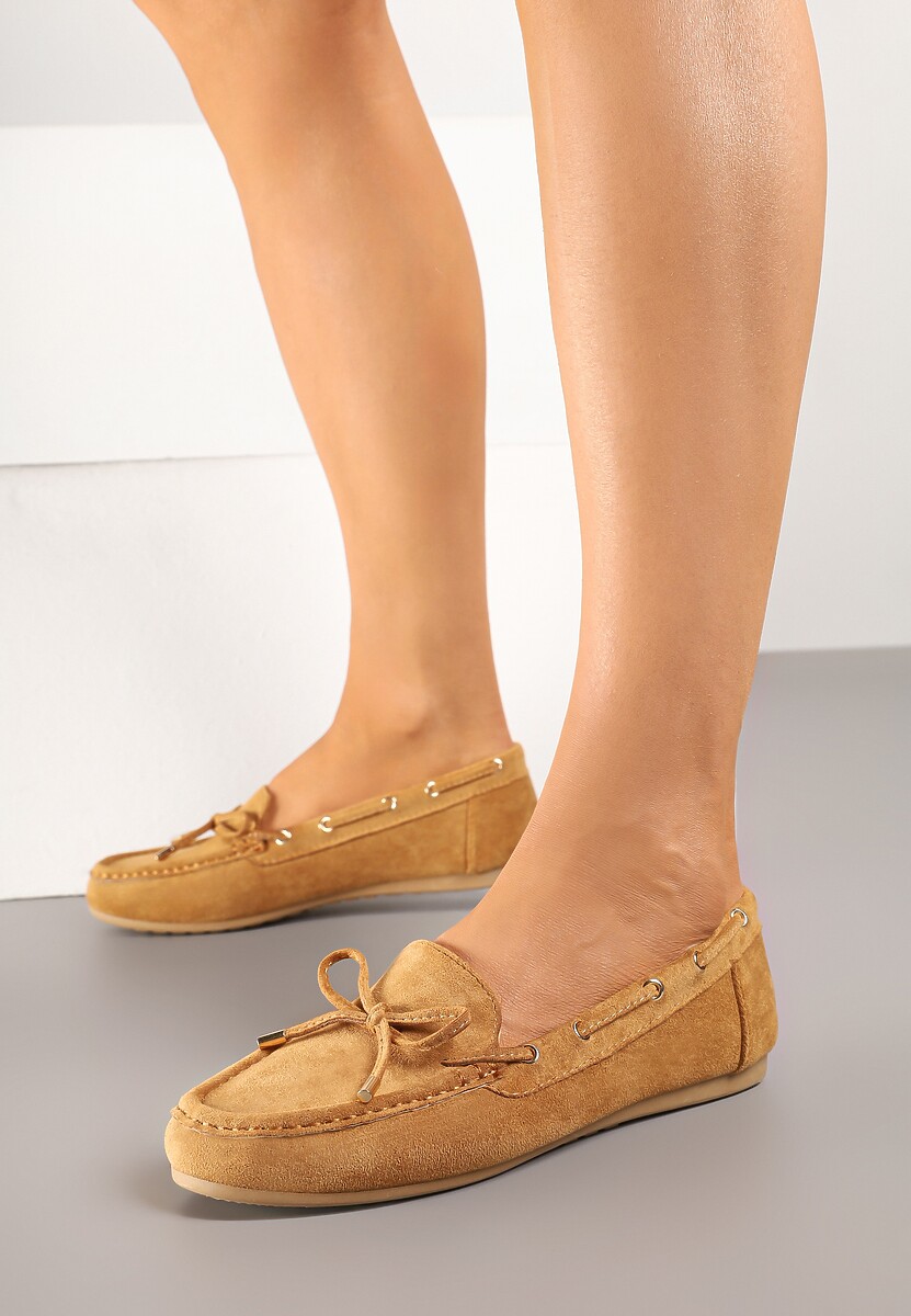 Brązowe Mokasyny z Ekozamszu Zdobione Wiązaniem z Kokardą Sonilora