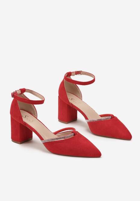 Czerwone Czółenka z Imitacji Zamszu na Słupku z Błyszczącym Zdobieniem Vilename