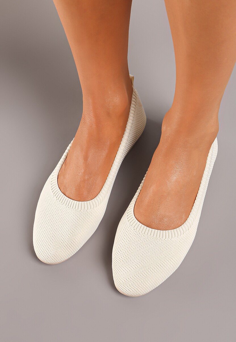 Beżowe Balerinki z Okrągłym Noskiem i Materiałową Cholewką Mililena