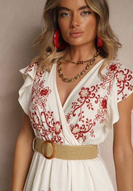 Biało-Czerwona Kopertowa Sukienka z Wiskozy Ozdobiona Haftem i Paskiem Nilatea