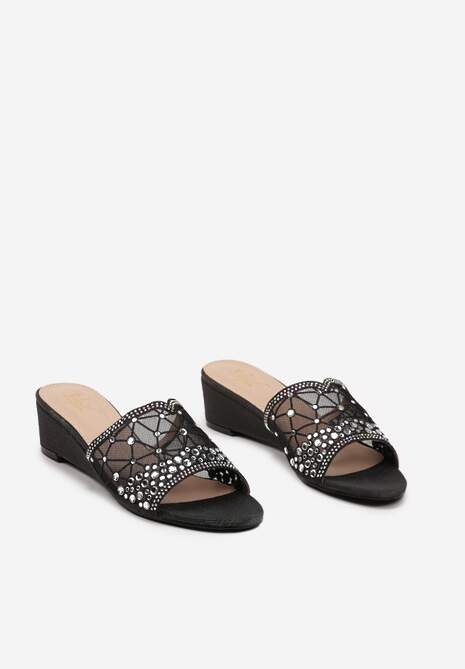 Czarne Klapki z Cyrkoniami na Niskiej Koturnie Ellahope