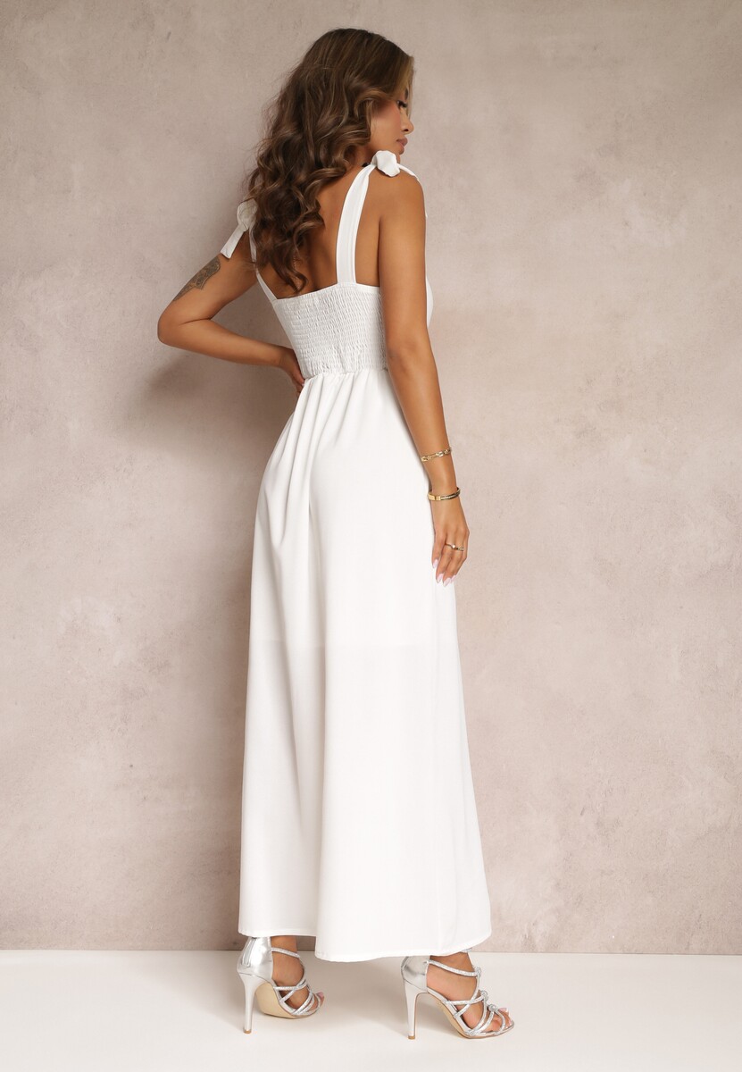 Biała Sukienka Rozkloszowana z Wiązanymi Ramiączkami i Wycięciem Argomeda