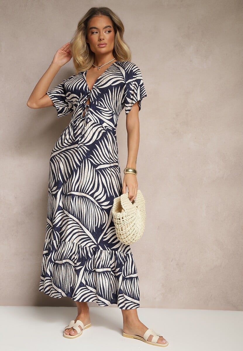 Niebieska Sukienka Wiskozowa o Rozkloszowanym Kroju w Liściasty Wzór Beledia