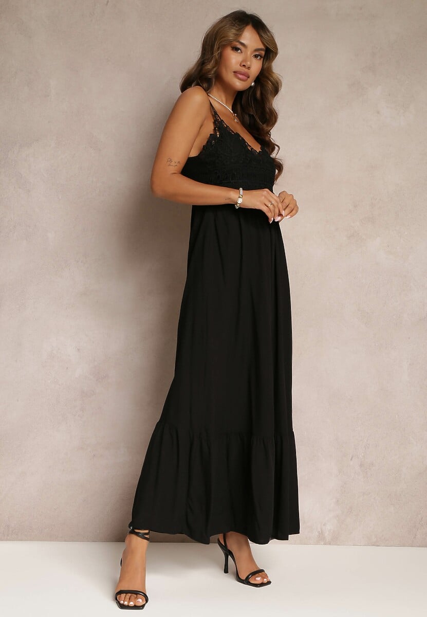 Czarna Sukienka Chryazire