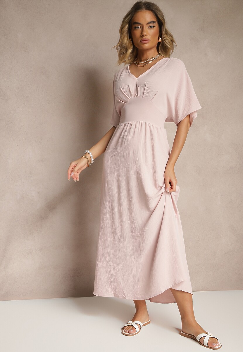 Biała Sukienka o Rozkloszowanym Kroju z Gumką w Talii Iffine