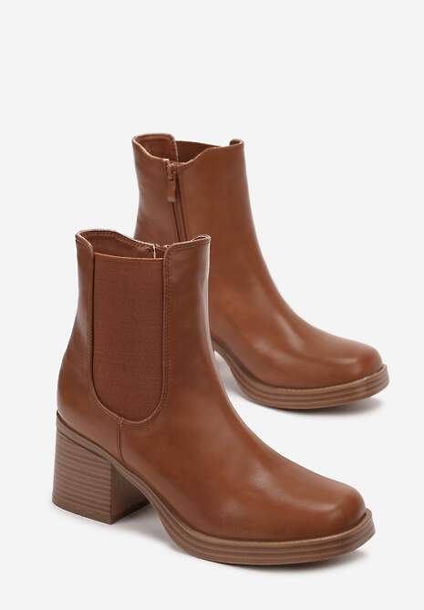 Brązowe Botki na Słupku z Elastyczną Wstawką Amines