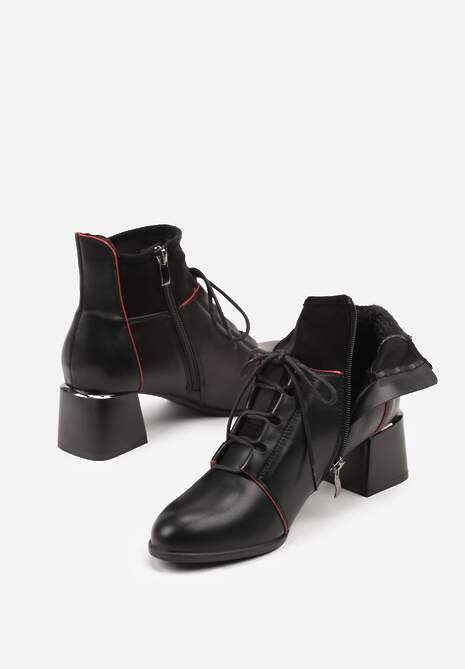 Czarne Botki Vices Typu Trzewiki na Słupku z Ozdobnymi Przeszyciami Nisatte