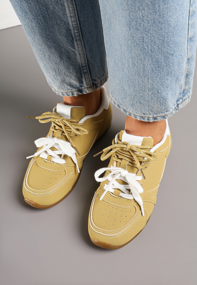 Żółte Sneakersy Ozdobione Przeszyciami i Podwójnym Sznurowaniem Telisaria