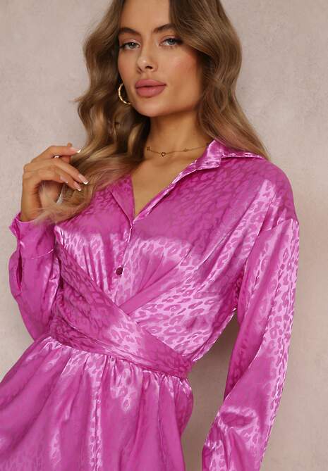 Fuksjowa Sukienka z Tłoczeniem Panterki Kołnierzykiem i Wiązaniem Nynaine