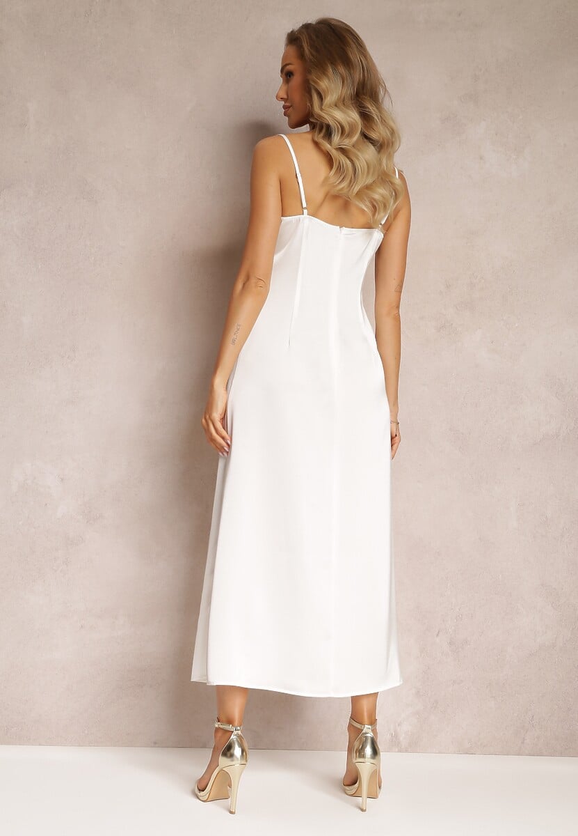 Biała Taliowana Sukienka Maxi na Cienkich Ramiączkach z Rozcięciem Samiksa