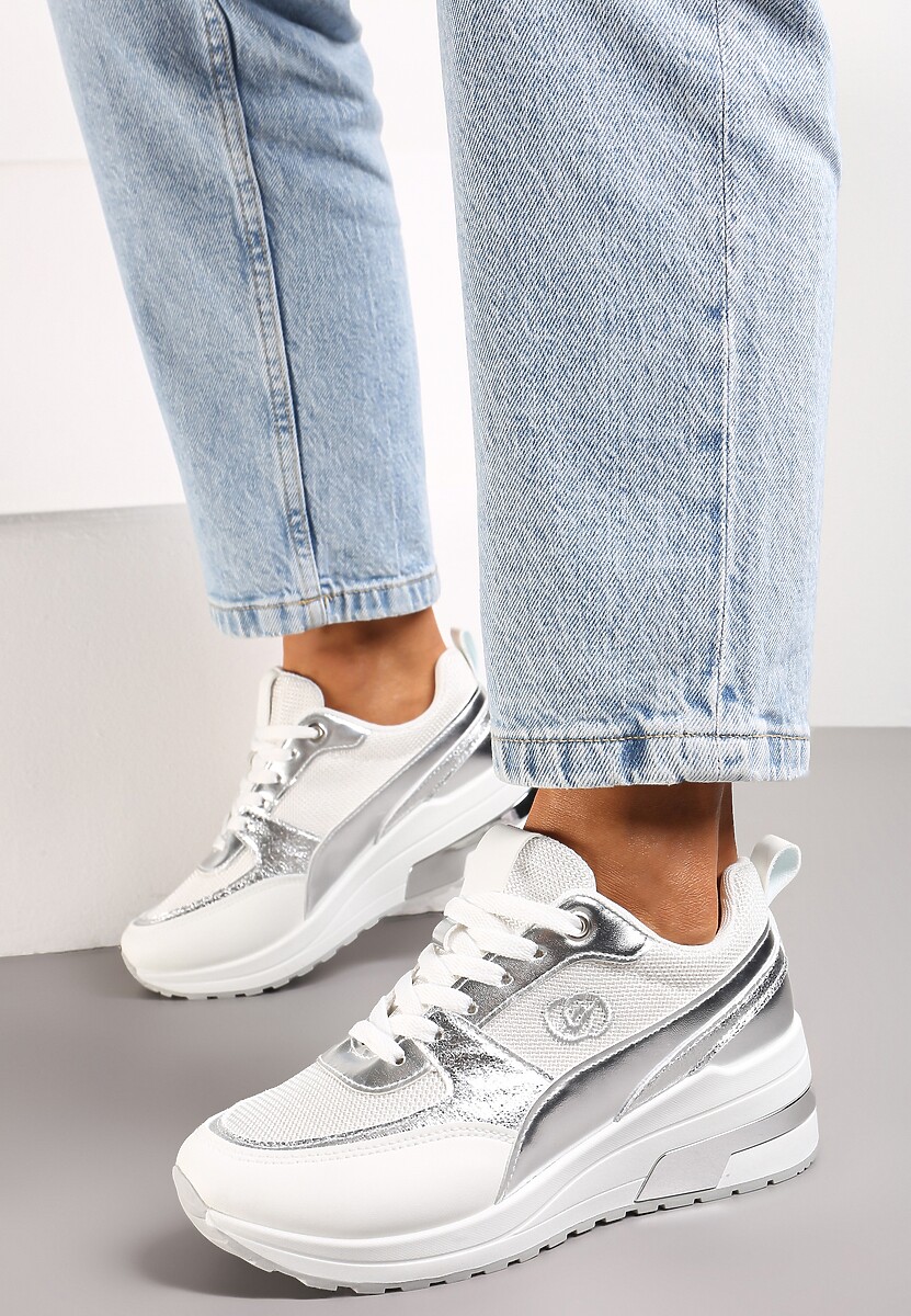 Białe Sznurowane Sneakersy z Ekoskóry z Siateczką i Ozdobnym Monogramem Vitalera