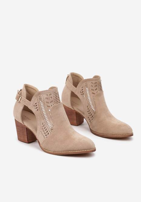 Beżowe Ażurowe Botki Vices na Słupku w Stylu Kowbojek Ozdobione Wycięciem Isfedi