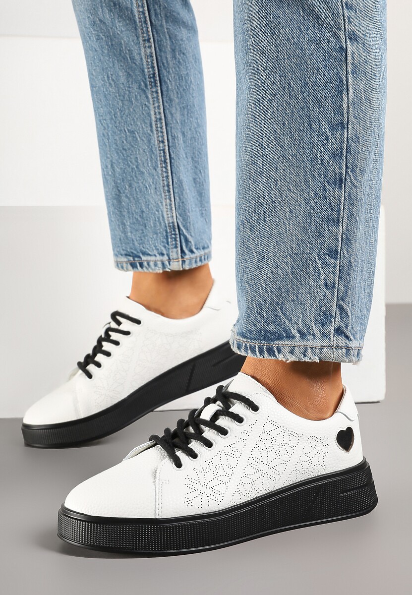 Biało-Czarne Sneakersy z Wkładką ze Skóry Naturalnej Ozdobione Cyrkoniami i Sercem Tiralia