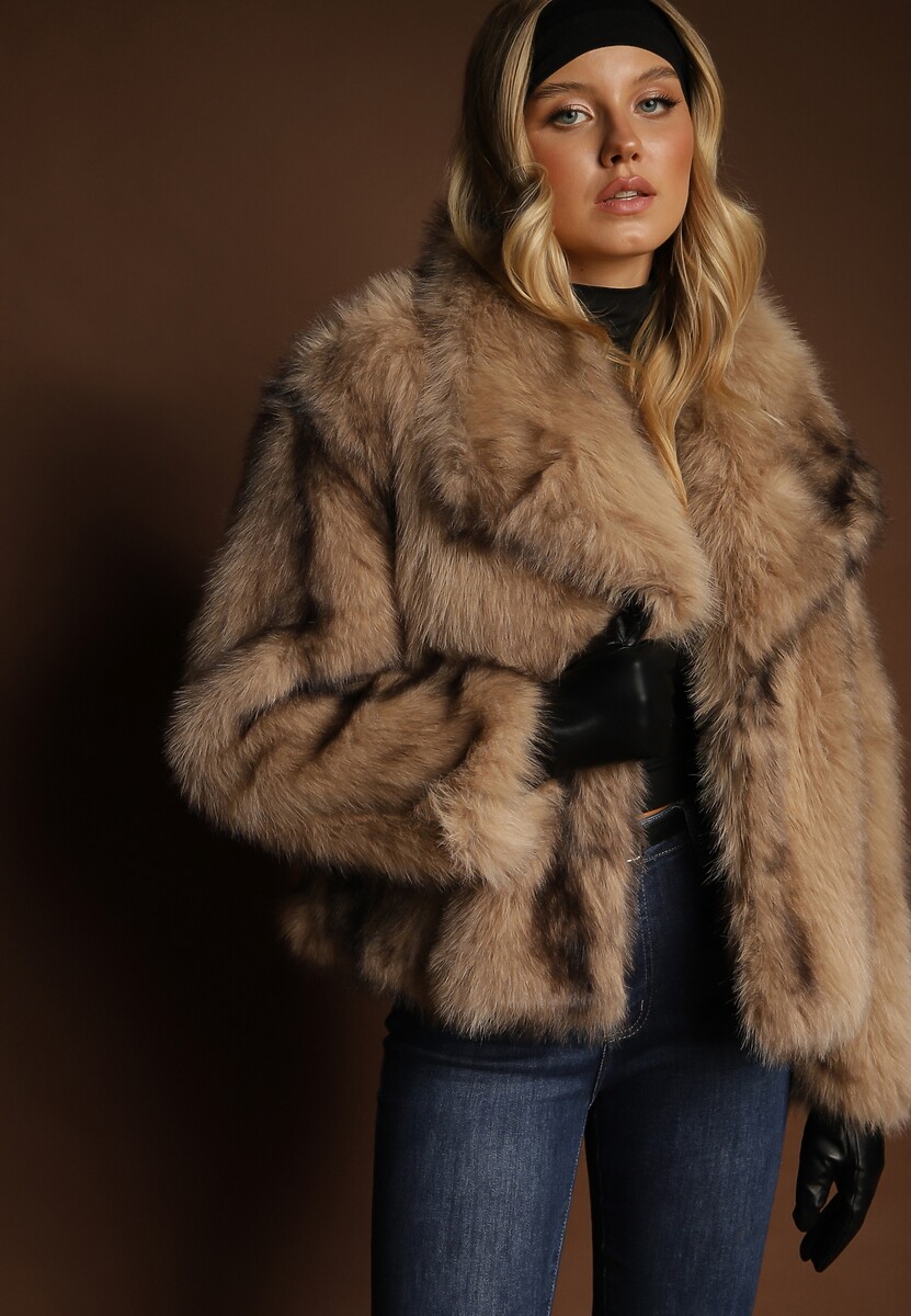 Jasnobeżowa Kurtka Futerko z Ozdobnym Kołnierzem Fitene