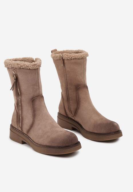 Ciemnobeżowe Botki z Ekozamszu na Płaskiej Podeszwie z Ozdobnym Suwakiem i Futerkiem Nevadorae