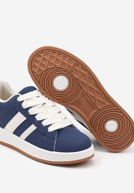 Granatowe Sneakersy na Niskiej Platformie z Naszywkami Flordexia