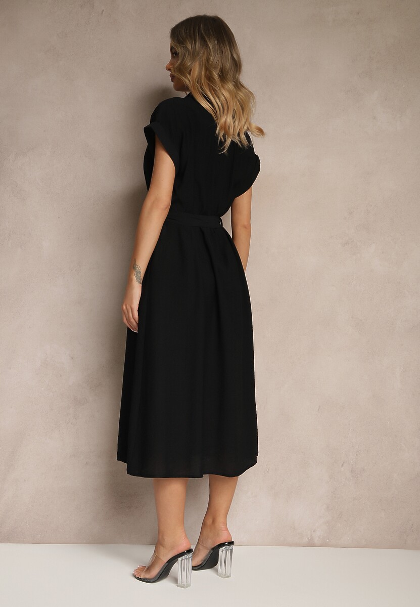 Czarna Koszulowa Sukienka z Wiskozy Ozdobiona Paskiem Rinalitia