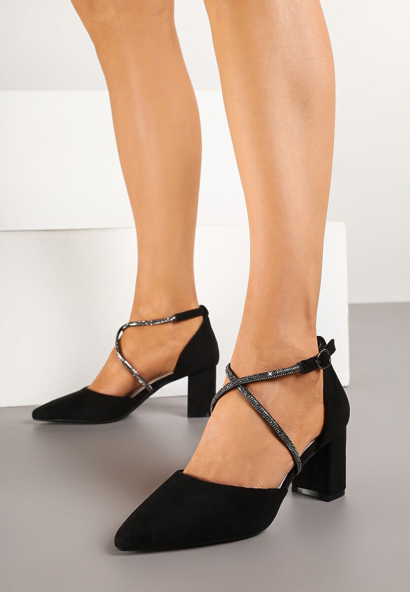 Czarne Czółenka na Słupku z Paskami z Cyrkoniami i Szpiczastymi Noskami Jarise