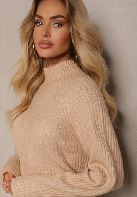 Beżowa Pudełkowa  Sukienka Sweterkowa Półgolf z Wełną Norawen