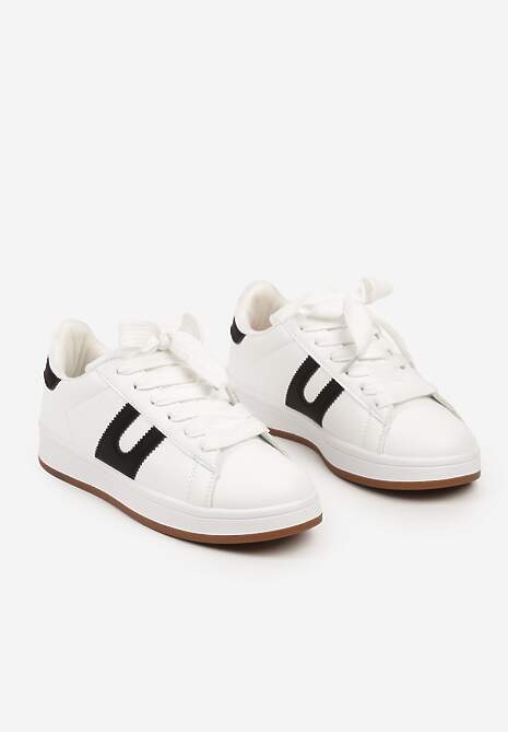 Biało-Czarne Sznurowane Sneakersy na Płaskie Podeszwie Wykończone Geometrycznym Wzorem Genaria