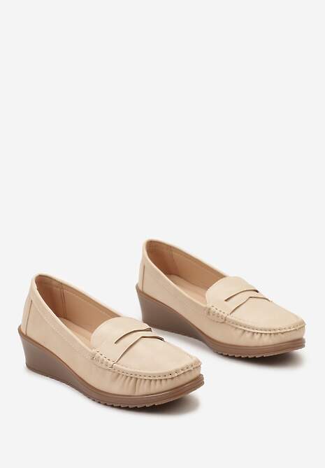 Beżowe Półbuty na Koturnie w Stylu Mokasynów z Imitacji Zamszu Tulalie