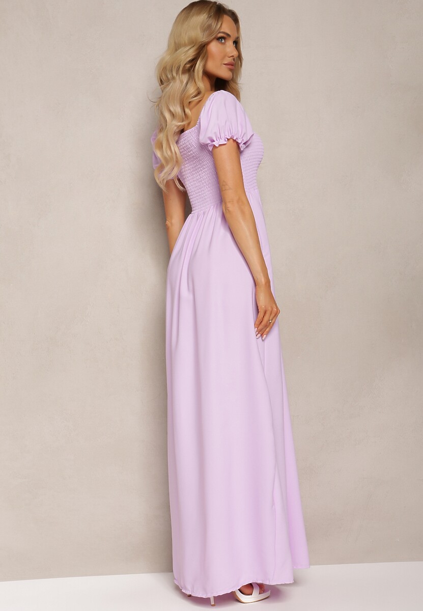 Jasnofioletowa Sukienka z Gumeczkami w Talii i Przy Dekolcie z Rozkloszowanym Dołem Anideta