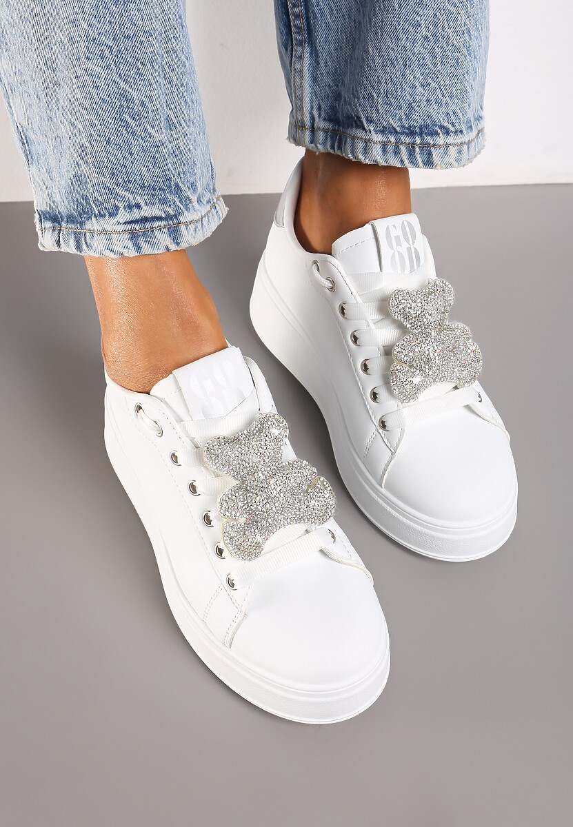 Biało-Srebrne Sneakersy Ozdobione Brokatowym Misiem Nevithaya