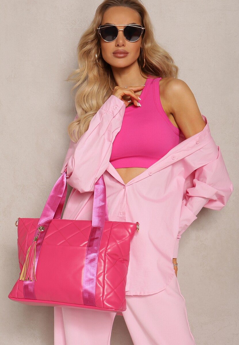 Różowa Pikowana Torebka z Odczepianym Paskiem i Frędzlami Ildeosa