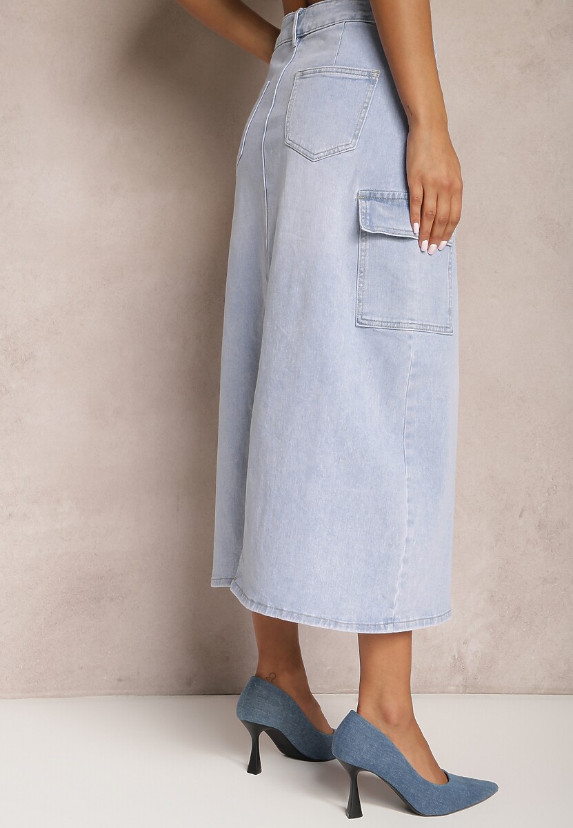 Jasnoniebieska Spódnica Jeansowa Midi Typu Cargo z Kieszeniami Dyleta