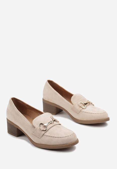 Beżowe Półbuty z Ozdobną Klamerką na Słupku Imalta