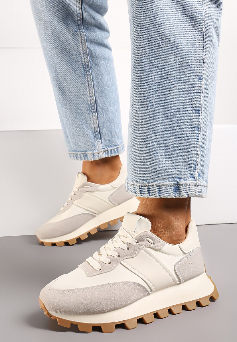 Beżowe Sznurowane Sneakersy na Podeszwie z Bieżnikiem Ozdobione Przeszyciami Flipa