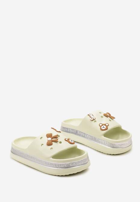 Zielone Piankowe Klapki z Uroczymi Aplikacjami na Szerokim Pasku z Platformą Soffia
