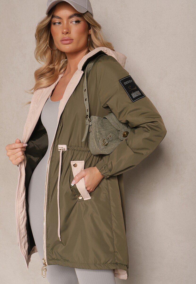 Ciemnozielona Kurtka o Kroju Parki z Kapturem i Ściągaczem w Talii Zizana