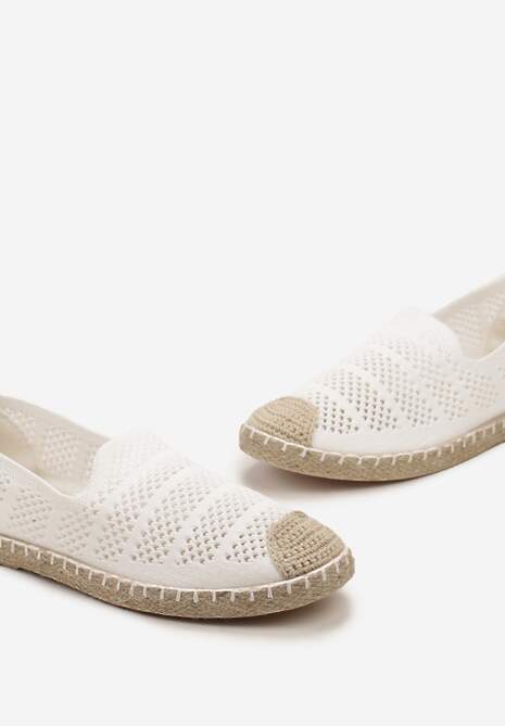 Białe Ażurowe Espadryle Ozdobione Plecionką na Podeszwie i Nosku Tarniesa
