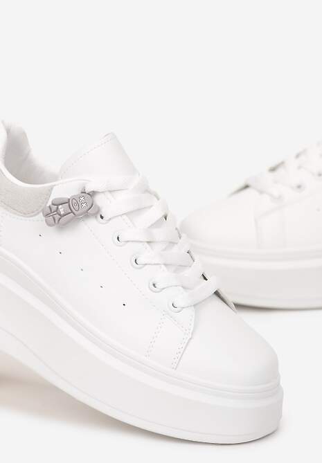 Biało-Szare Sznurowane Sneakersy na Platformie z Aplikacją przy Sznurówkach Khirlie