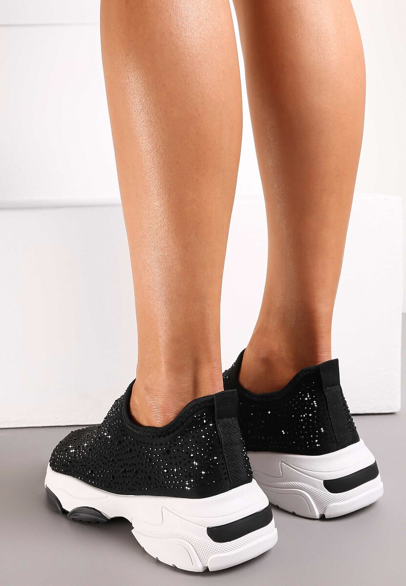 Czarne Wsuwane Sneakersy Zdobione Drobnymi Cyrkoniami Alitria