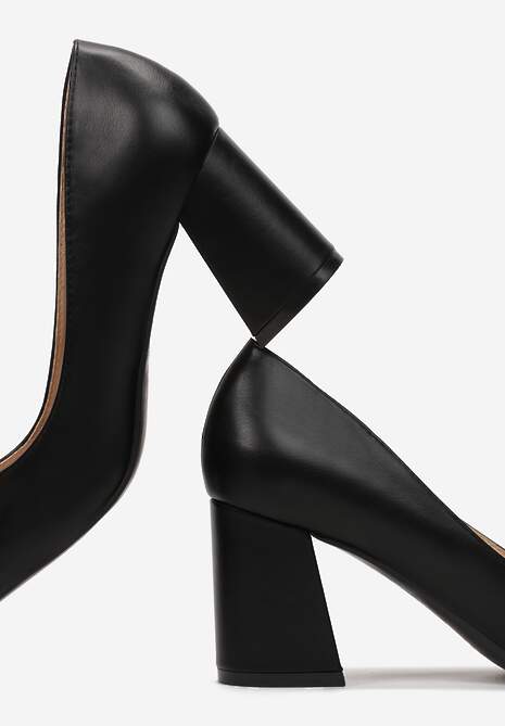 Czarne Czółenka Phaisiophai