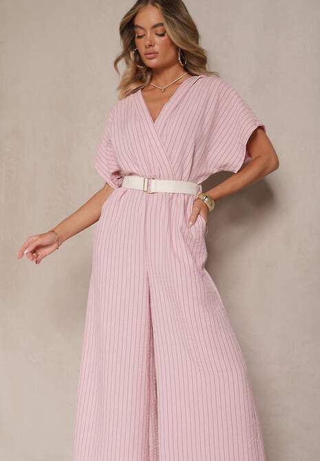 Różowy Kopertowy Kombinezon z Nietoperzowymi Rękawami i Paskiem Tollamira