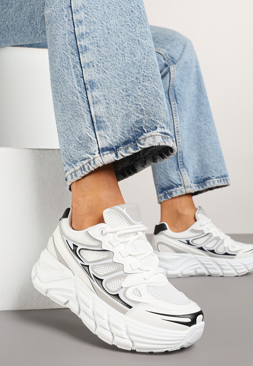 Białe Sneakersy Streetwearowe na Tłoczonej Platformie Tertewia