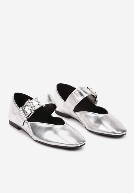 Srebrne Balerinki Ozdobione Paskiem i Sprzączką Berimida