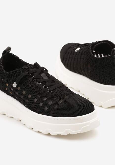 Czarne Sneakersy na Platformie z Ażurkową Cholewką Marionea