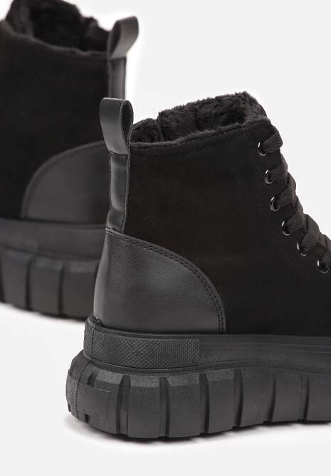 Czarne Botki za Kostkę na Platformie Viuana