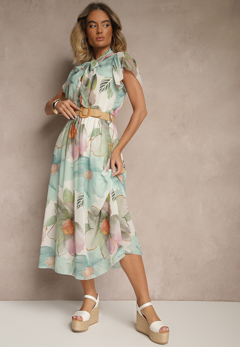 Różowa Rozkloszowana Sukienka Zdobiona Wiązaniem i Paskiem z Klamrą Sorisse